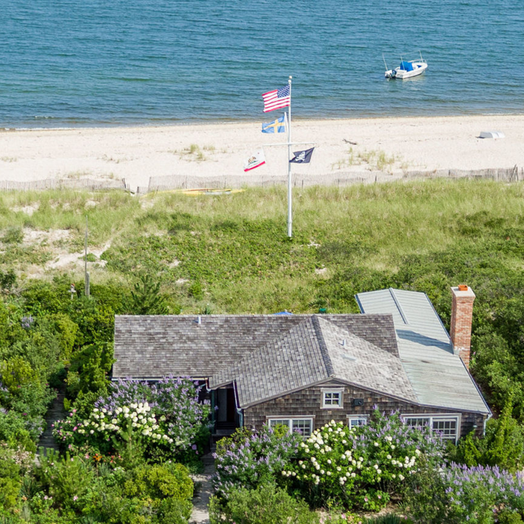 A photo of the bayfront at 204 Shore Rd, Amagansett