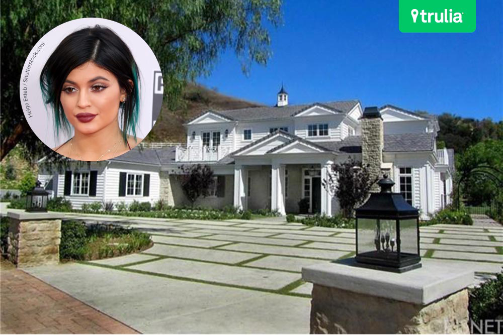 Kylie Jenner Buys House In Hidden Hills CA