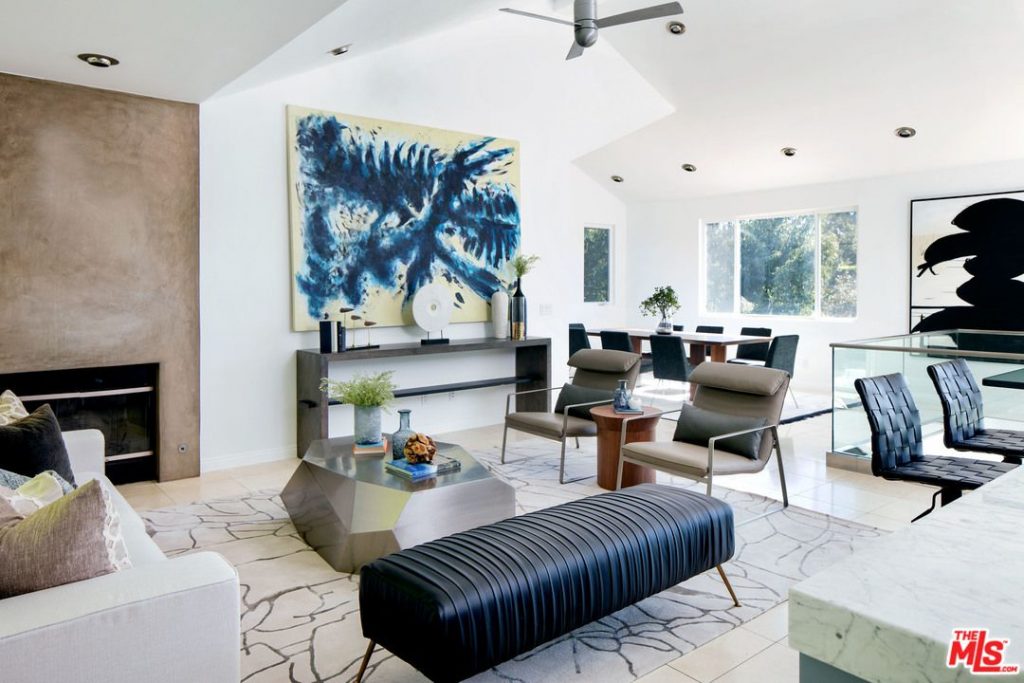 billy bob thornton lists his malibu home for 2.3 million living room