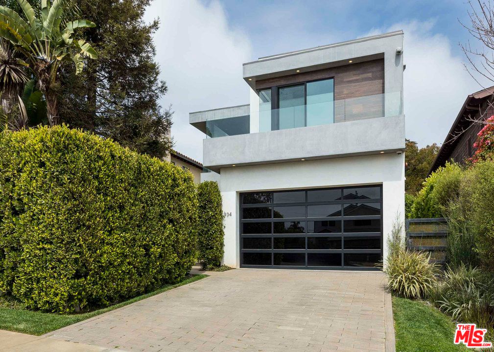 tyra banks lists her pacific palisades home for 4.25m exterior