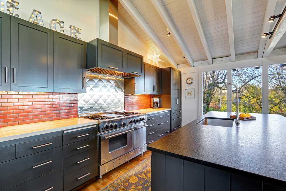 Modern and sleek kitchen.