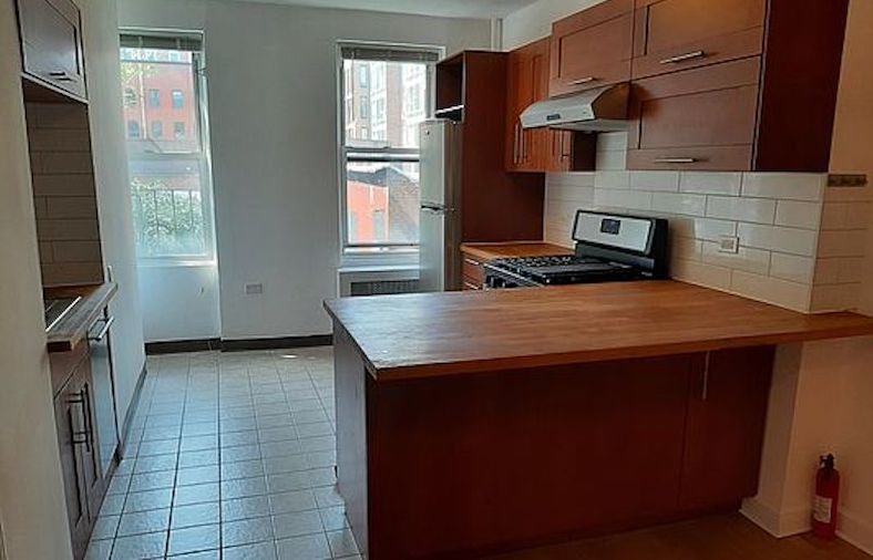 102 bedford avenue #3r - rental of the week