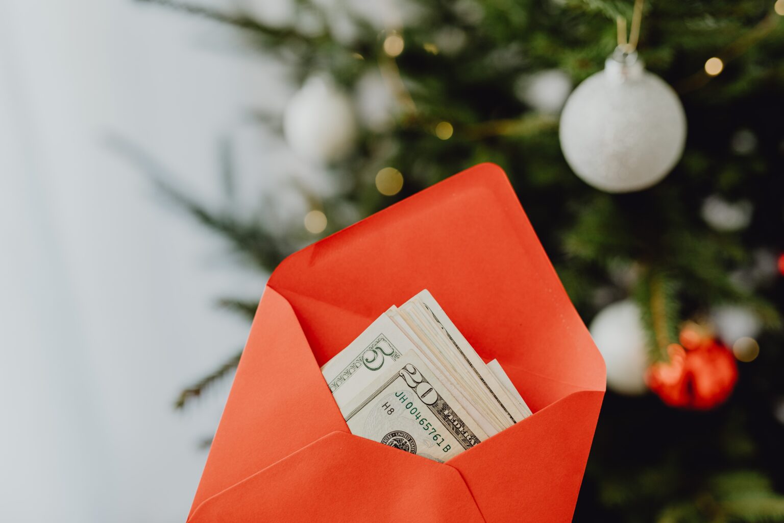 Holiday Tipping Guide: Etiquette for NYC Residents | StreetEasy Blog
