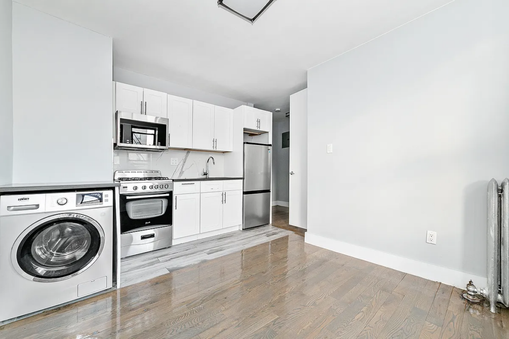 https://www.zillowstatic.com/bedrock/app/uploads/sites/26/2023/01/East-Harlem-kitchen-1024x683.png