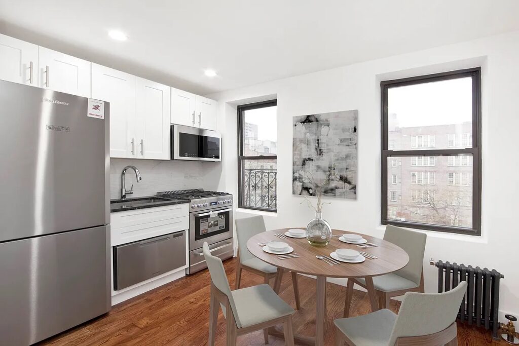 kitchen in East Village rental