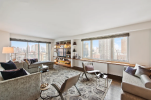 Living room with balcony in Sutton Place apt - Manhattan homes with outdoor space