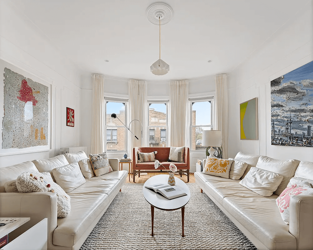 462 15th Street #4R