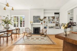 dining room area in Brooklyn Heights 3-bedroom townhouse