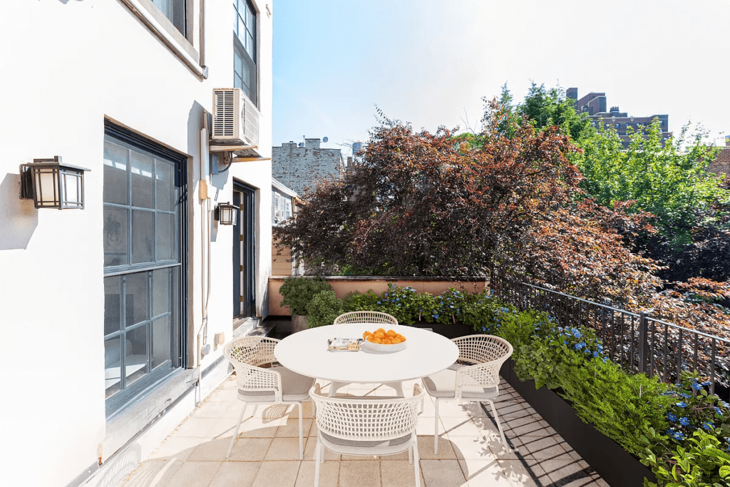 130 Henry Street #2R