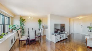 Great deals in Queens: living and dining room in Jackson Heights apartment