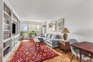 living room in Upper West Side homes under $1 million