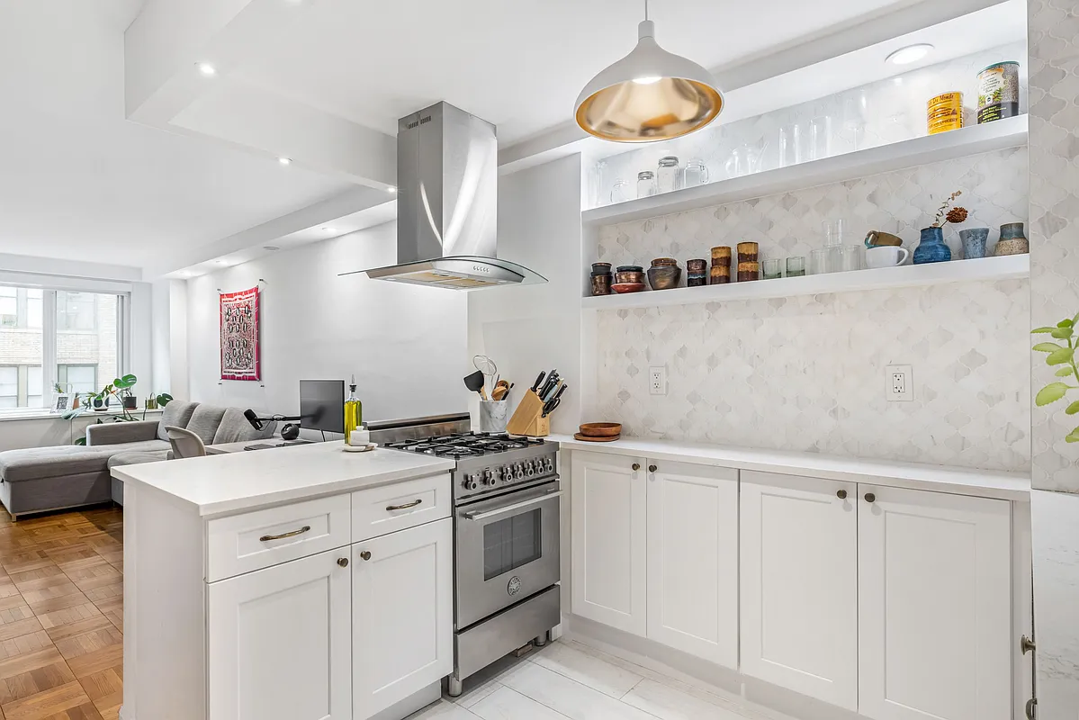 kitchen and living room in Gramercy Park 1-bedroom