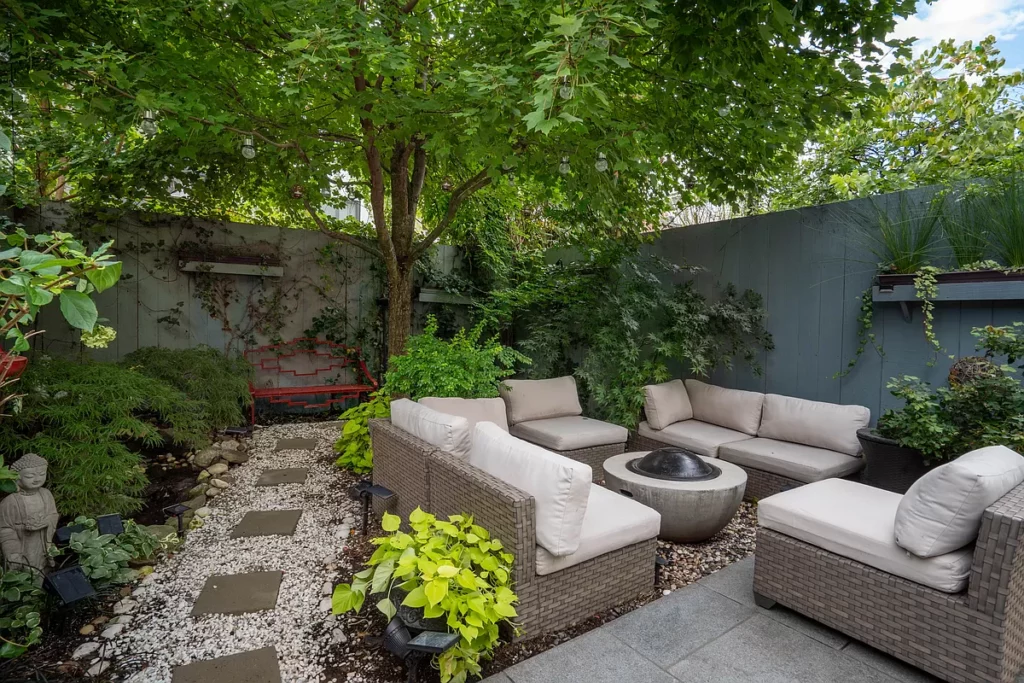 Park Slope townhouse with solarium