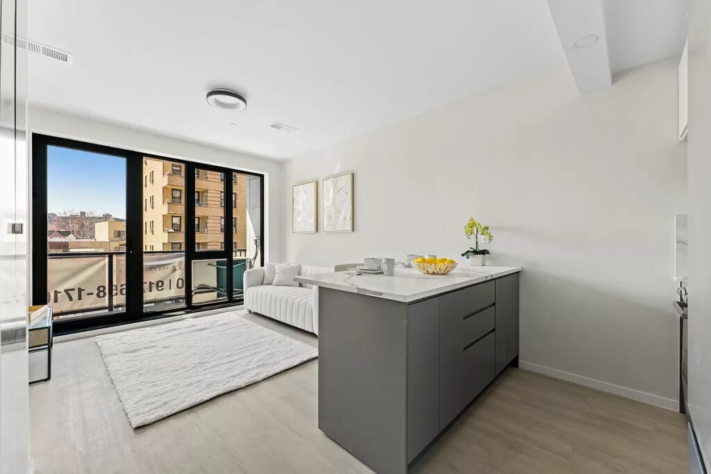 29 West End Ave. #6D