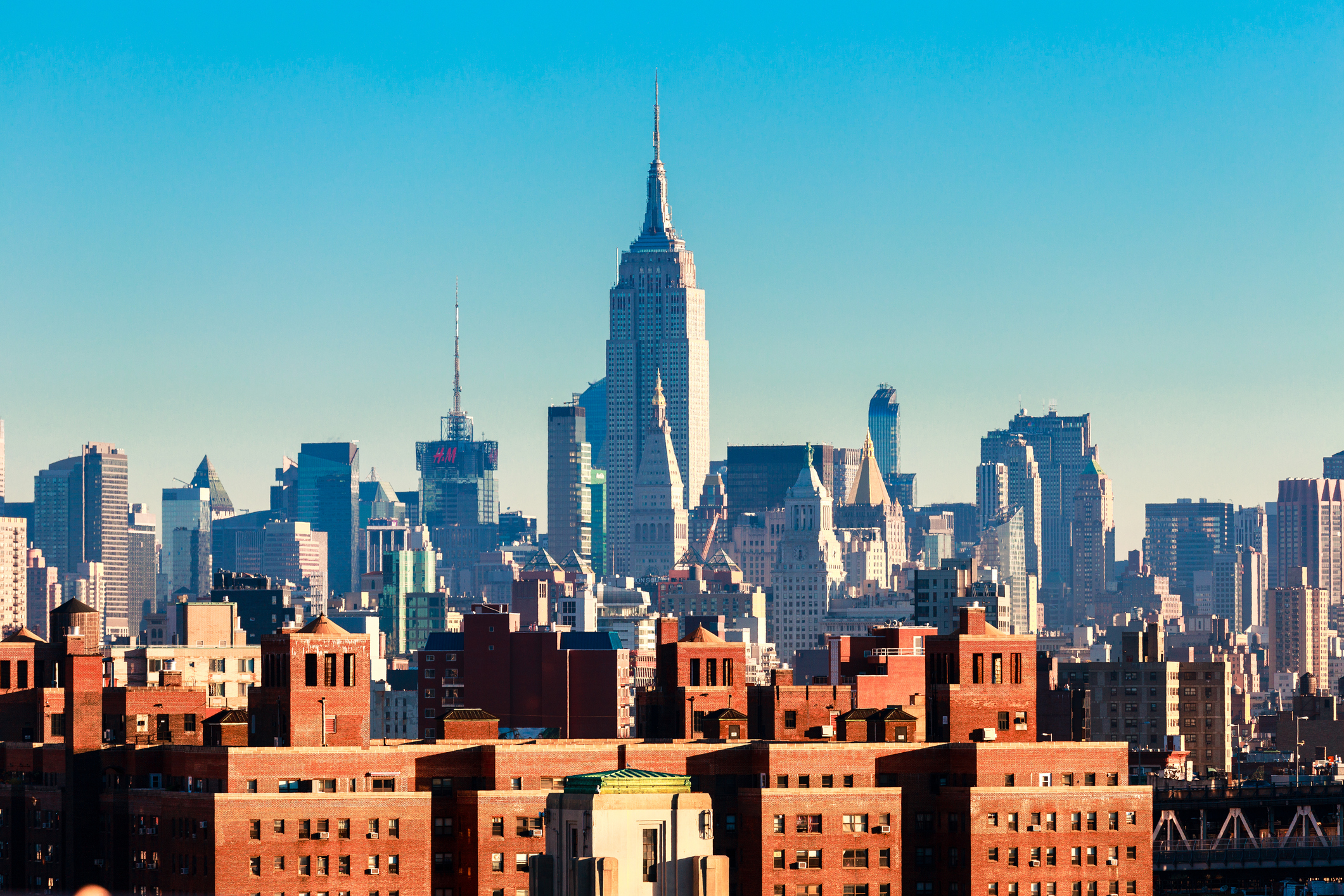 NYC skyline with apartment buildings in foreground - rental reform nyc