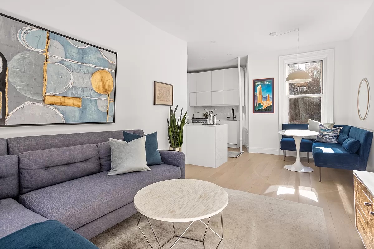 living room and dining area in Gramercy Park 2-bedroom