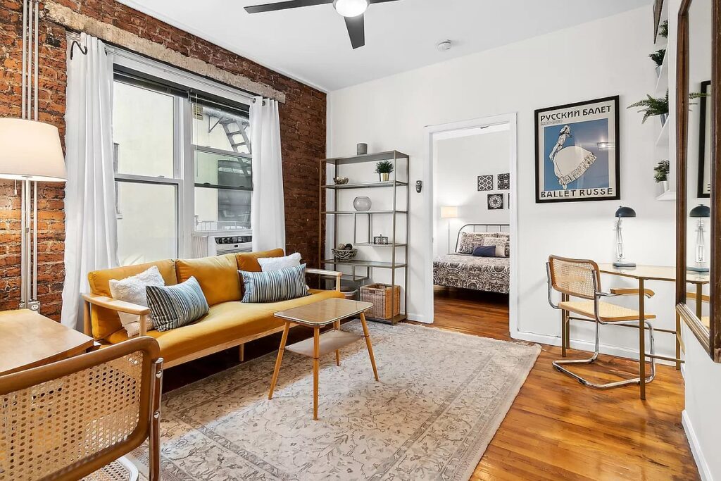 566 Prospect Pl. #3C