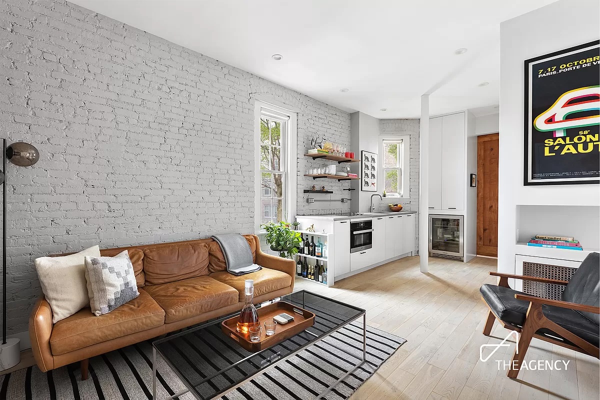 living room in Chelsea 1-bedroom co-op