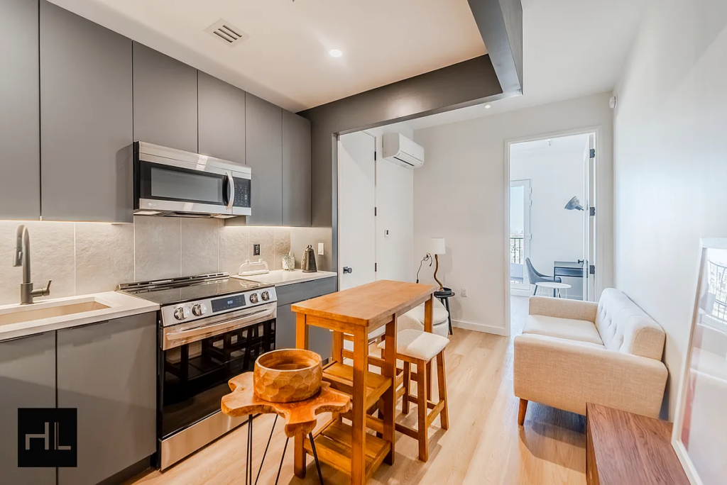 931 Carroll Street #630