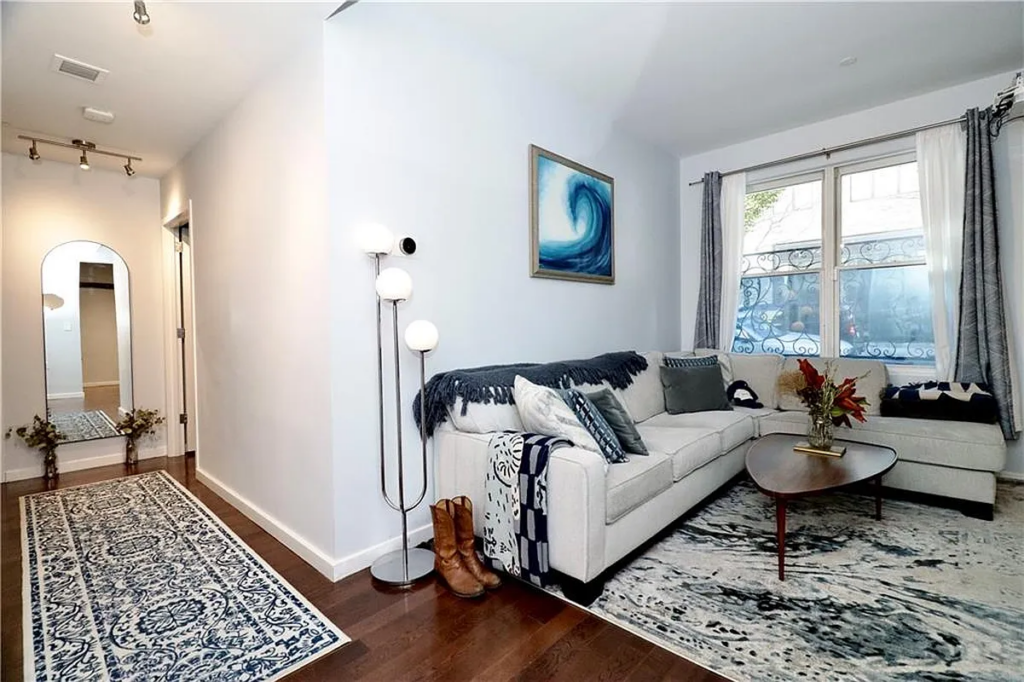 52 Third Avenue #1A