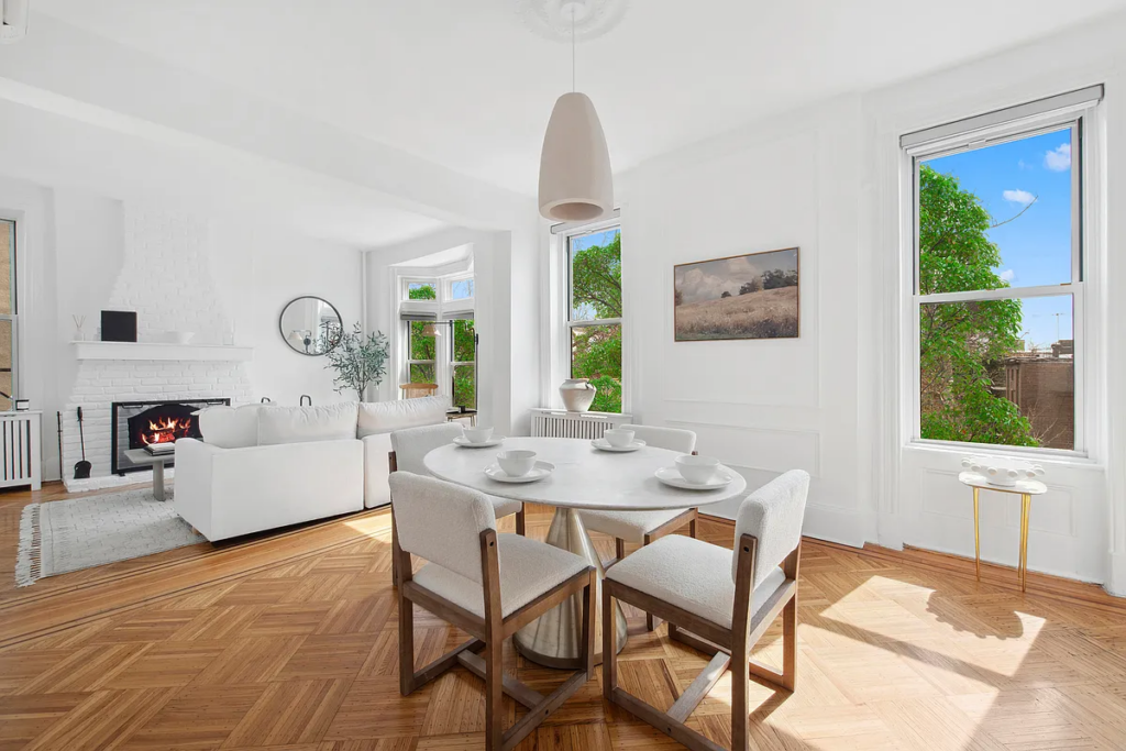 99 State Street #4EE