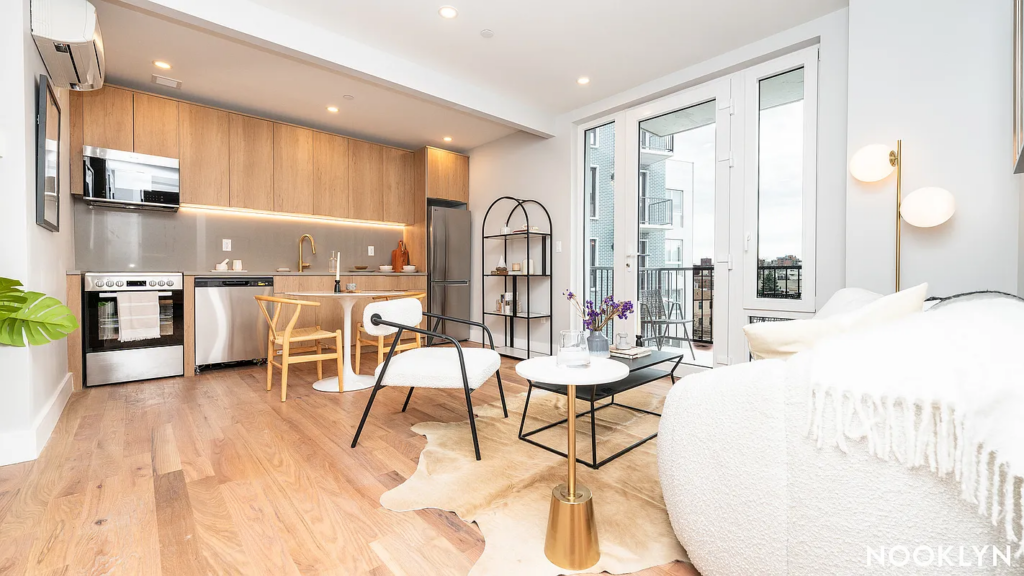 31-61 Vernon Boulevard #5L