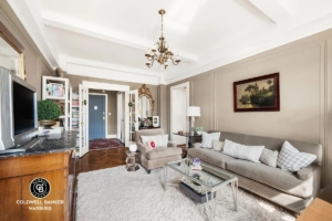 living room with chandelier in Morningside Heights homes
