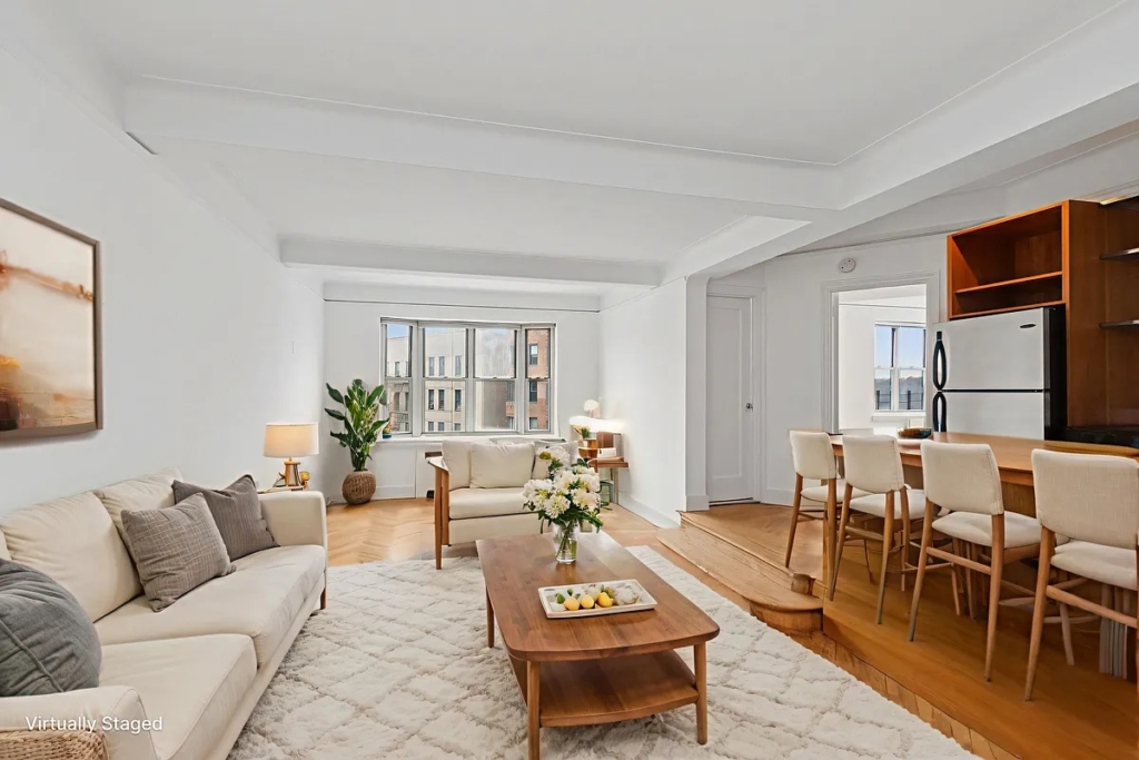 255 Cabrini Boulevard #6B