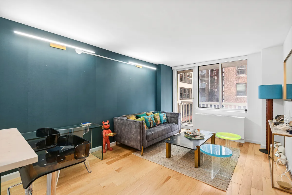 50 Lexington Avenue #12B