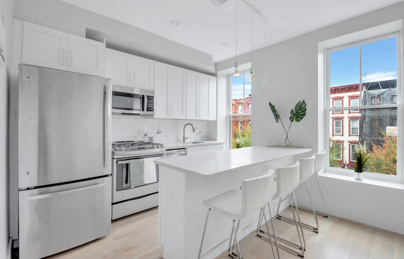 best apartment amenities - 453 putnam ave