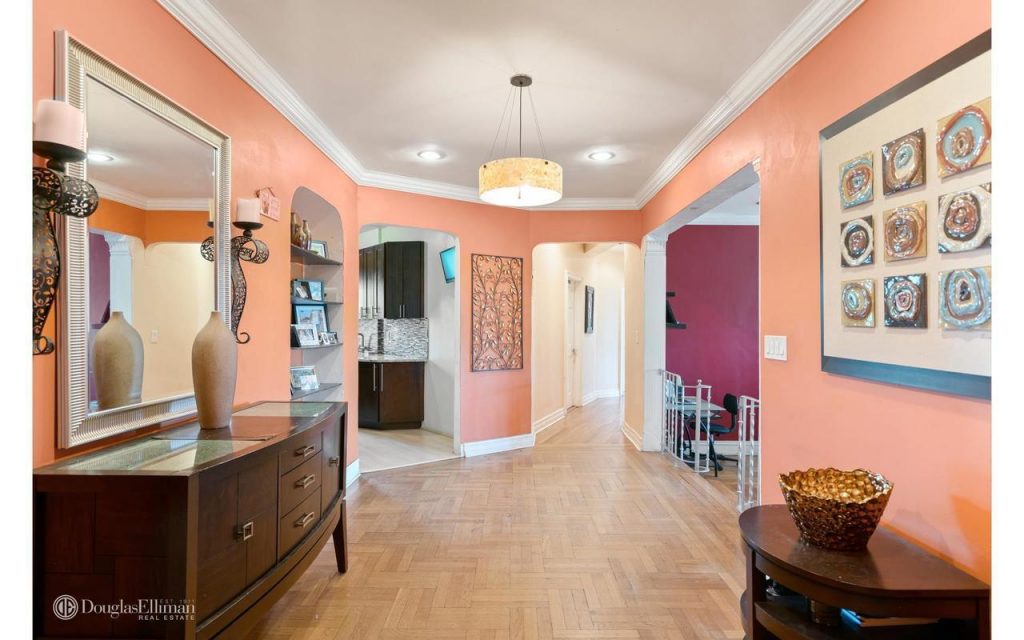 nyc apartments for $700k