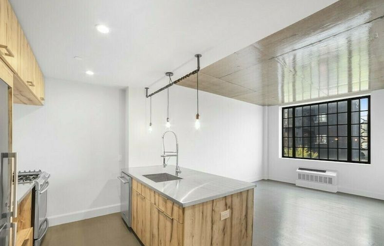 72 box street 4cl - greenpoint