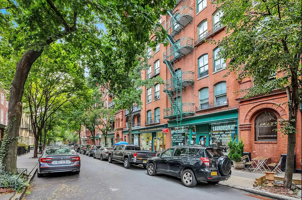 Brooklyn Heights: What to Know About Living There