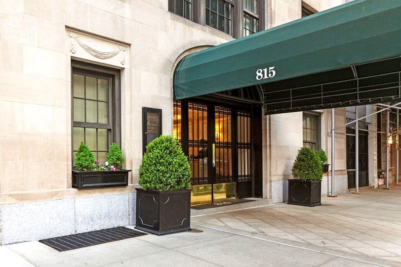 exterior entrance of a residential building selling a co-op NYC co-op board