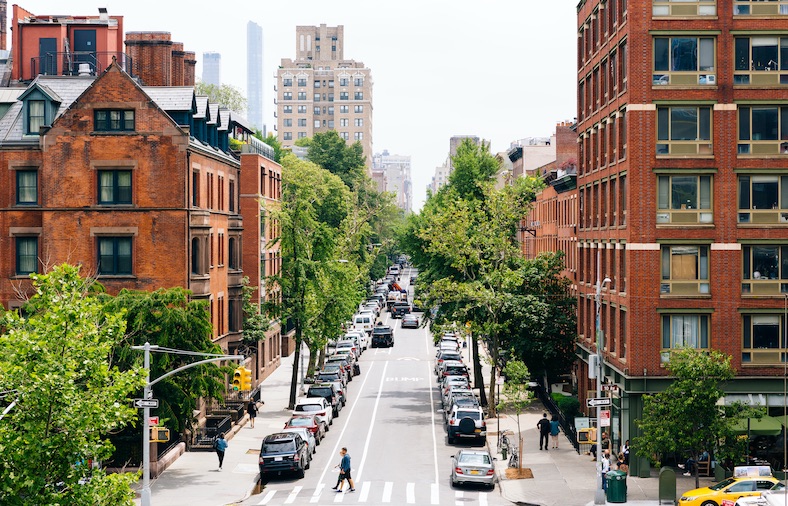 Featured-best places to live in nyc with a car