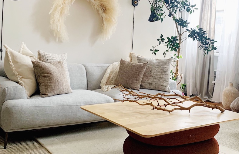 Sofas for narrow shop stairs