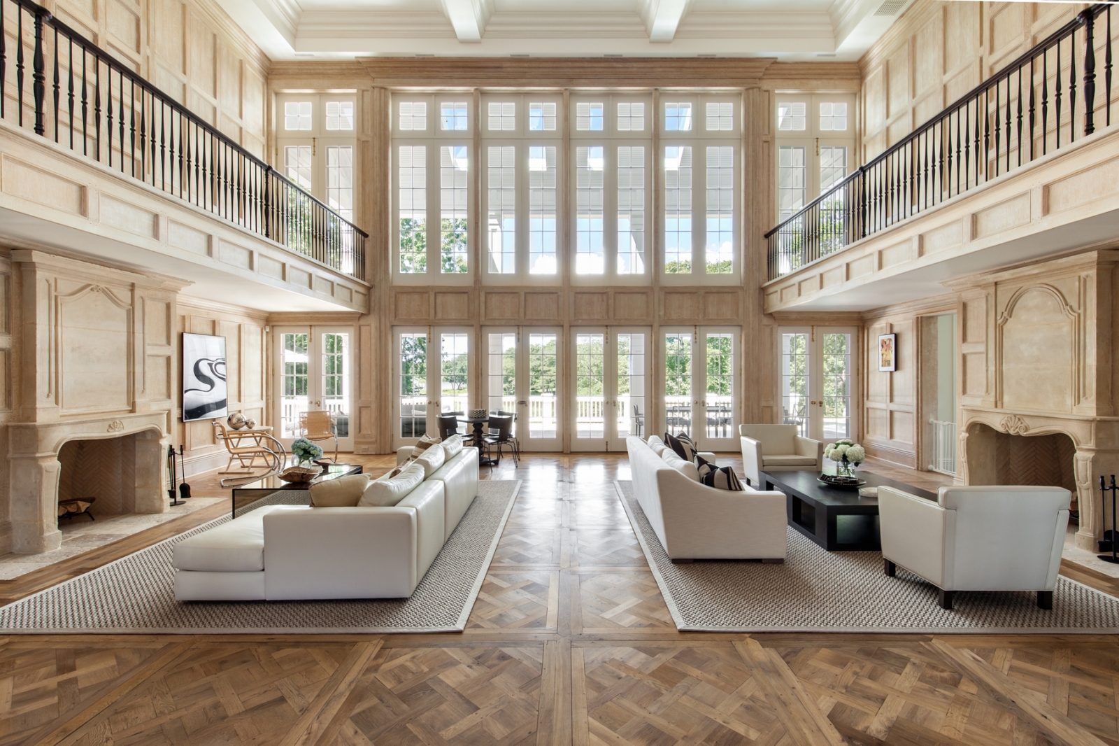 The New York house where Beyoncé spends her summer holidays Hamptons