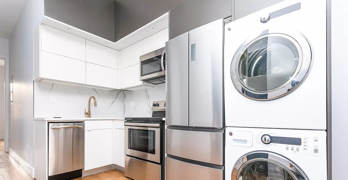apartment washer and dryer in Brooklyn unit