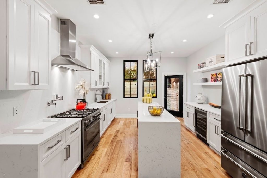 brooklyn townhouses - decatur st