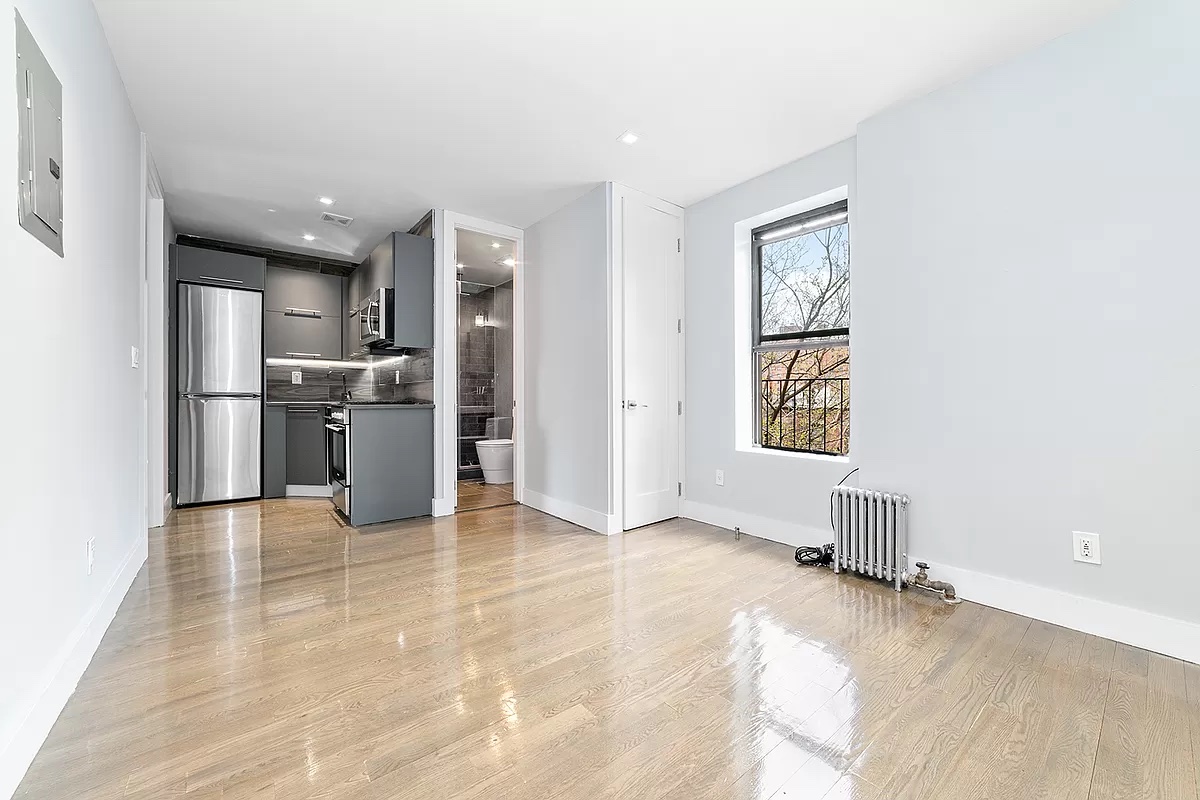 east harlem 1br - living room