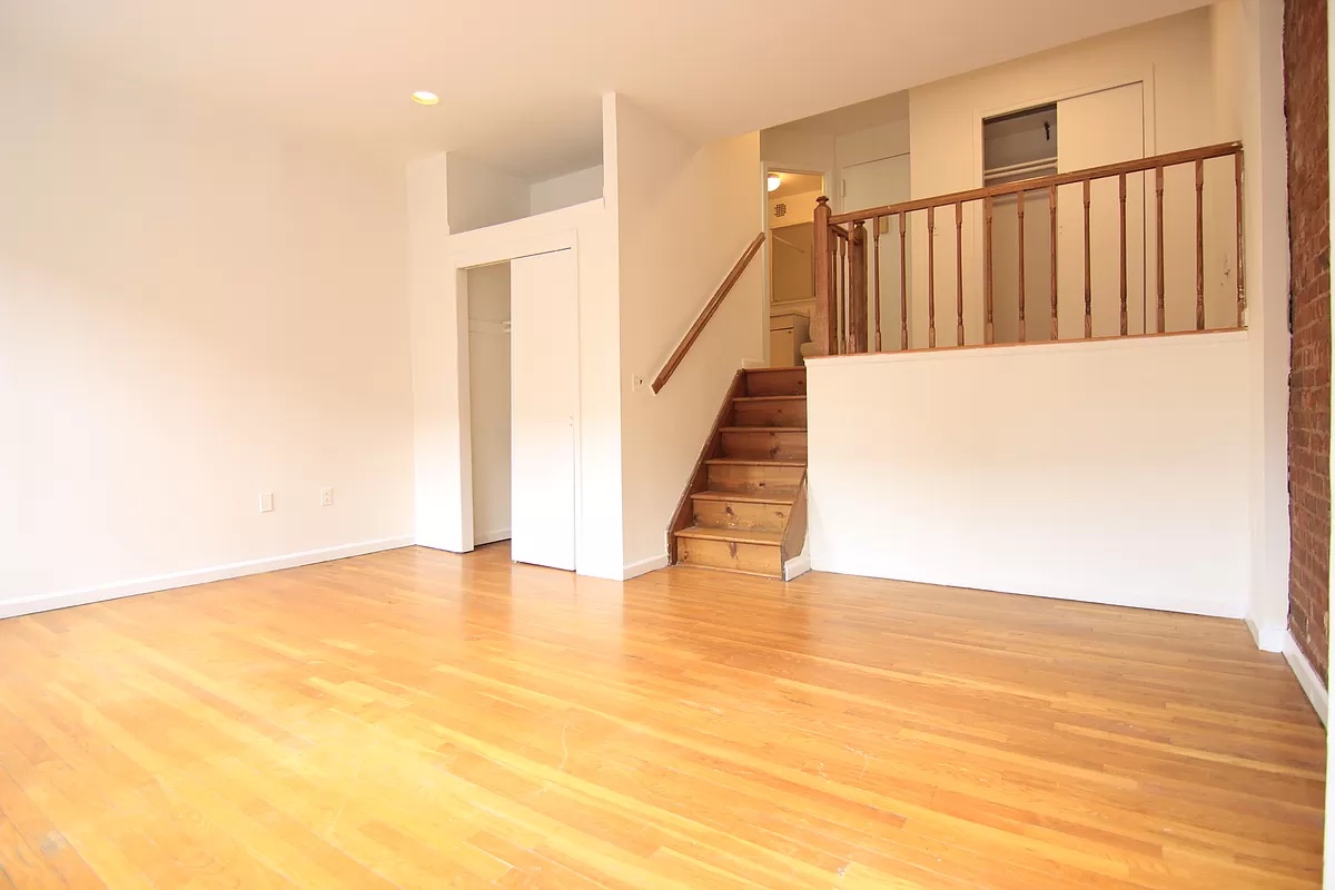 kips bay duplex - living area