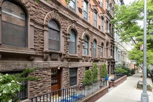 exterior of building sell your nyc home