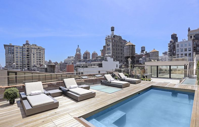 manhattan apartments with private pools