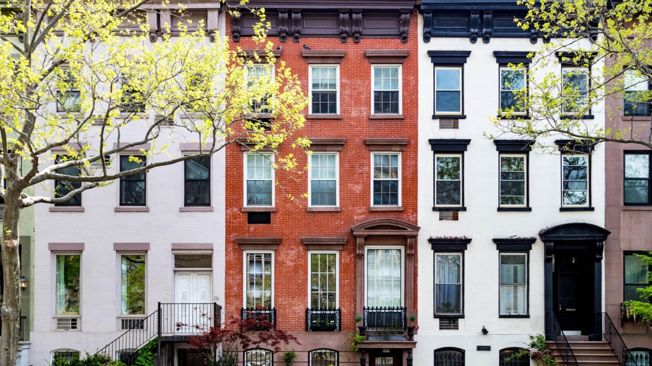 How does rent to own work