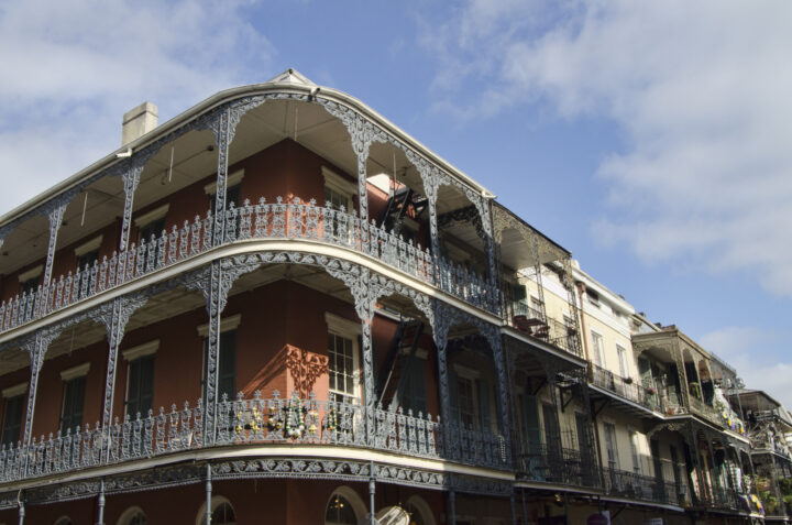 exterior image of a French colonial home in New Orleans