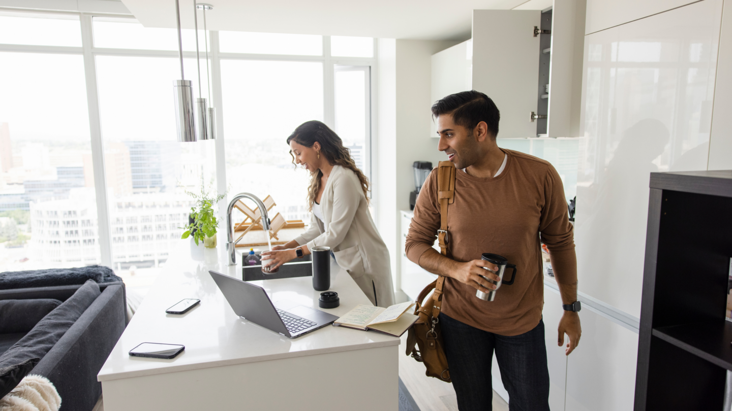 who pays for breakage, landlord or renter