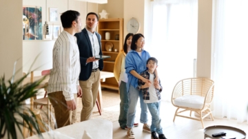 What to Look for When Touring a House
