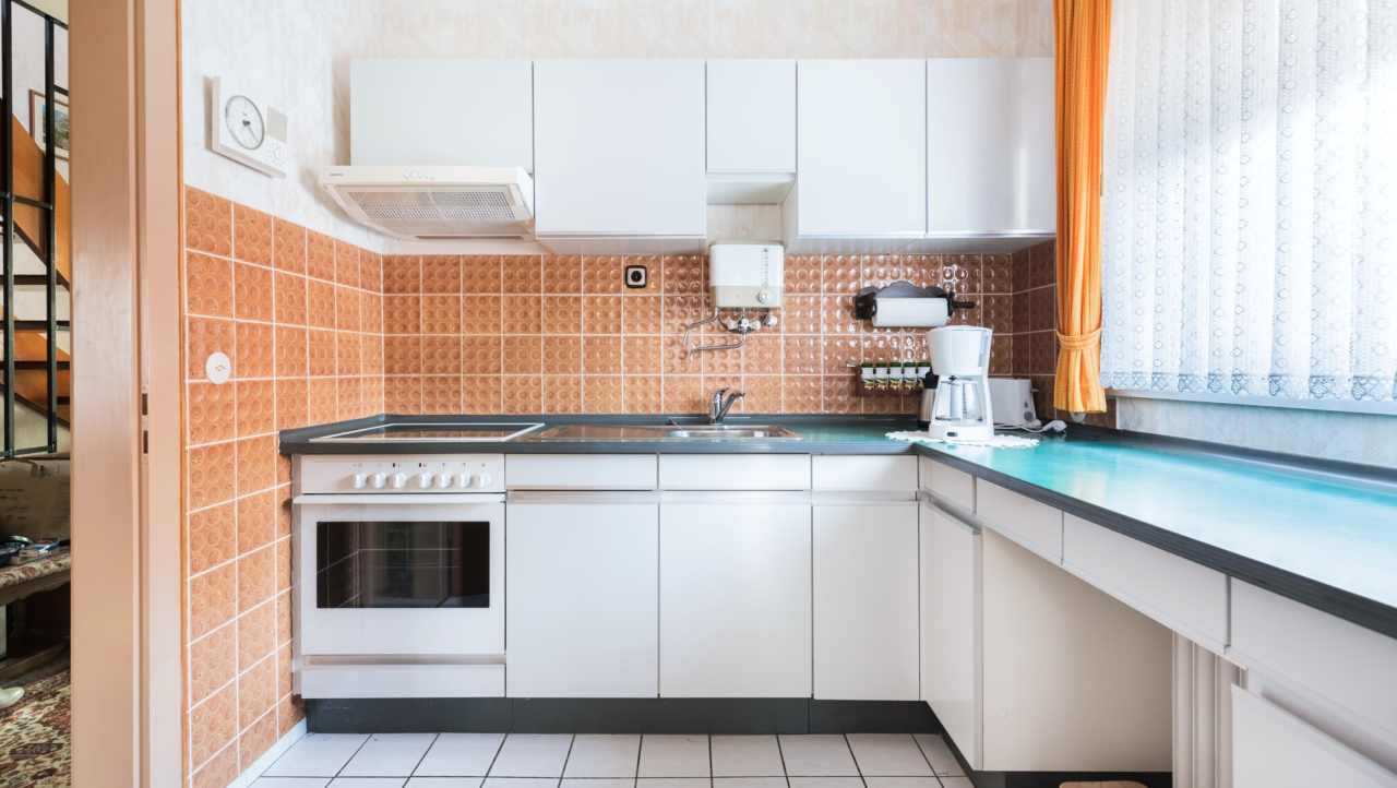 8 Features That Date Your Home &amp; How To Update Them