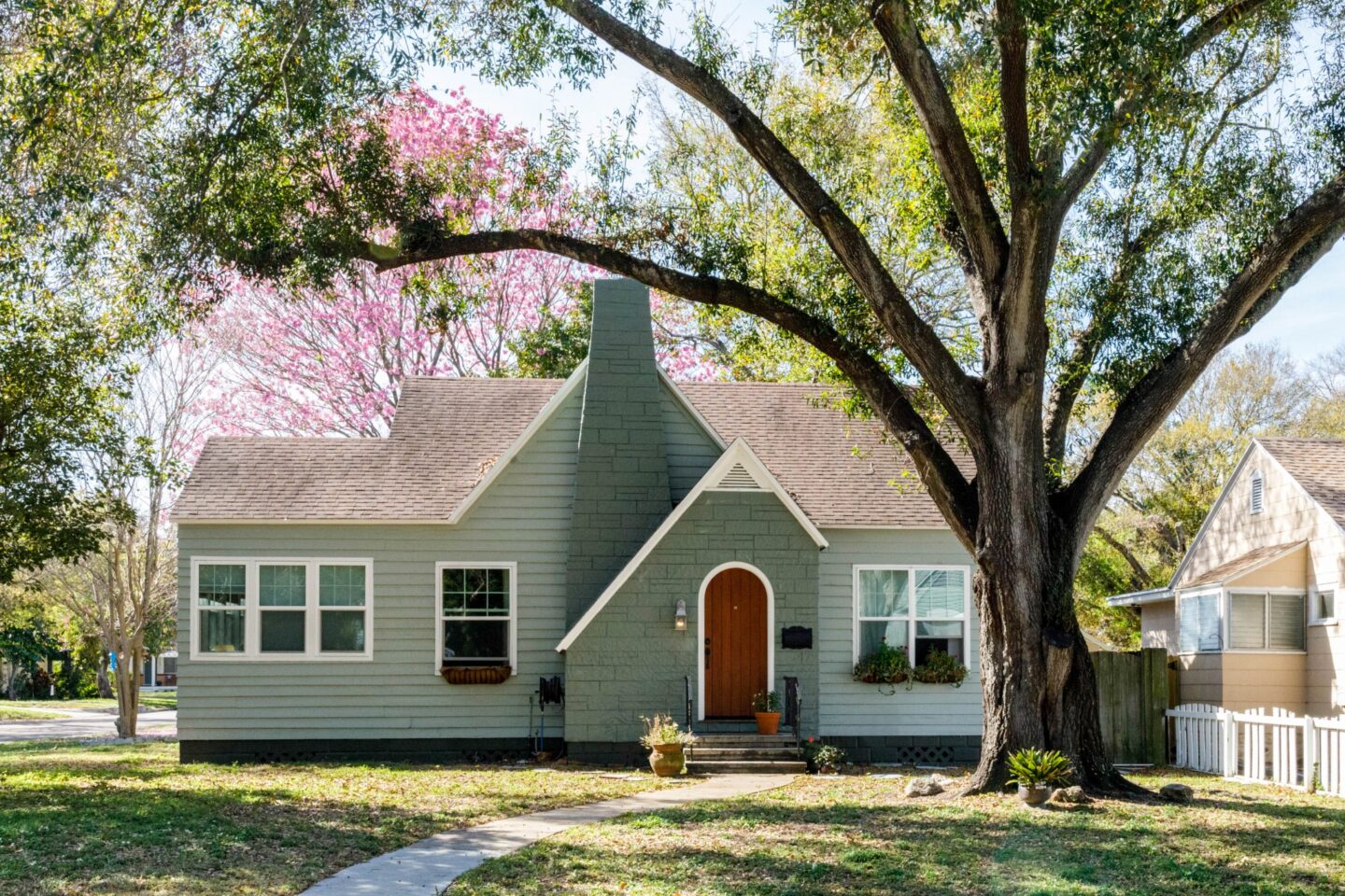 How to Buy a House in a Sellers Market
