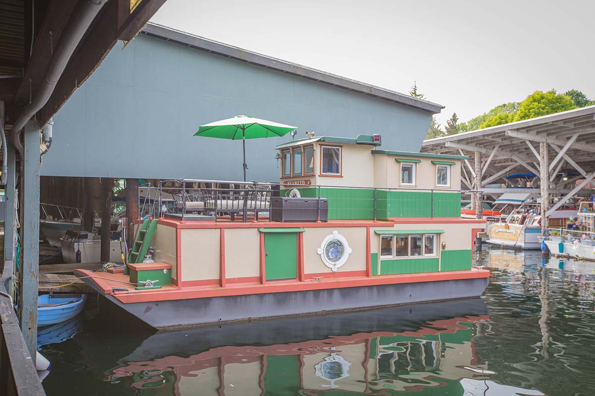 7 Things You Didn't Know About Floating Homes & Houseboats